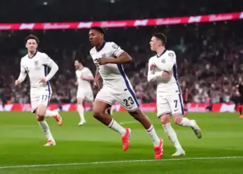 Compo probable des Three Lions : Huit changements attendus pour Tuchel qui devrait miser sur la jeunesse avec Lewis-Skelly, Saka, Gibbs-White ! - wiwsport