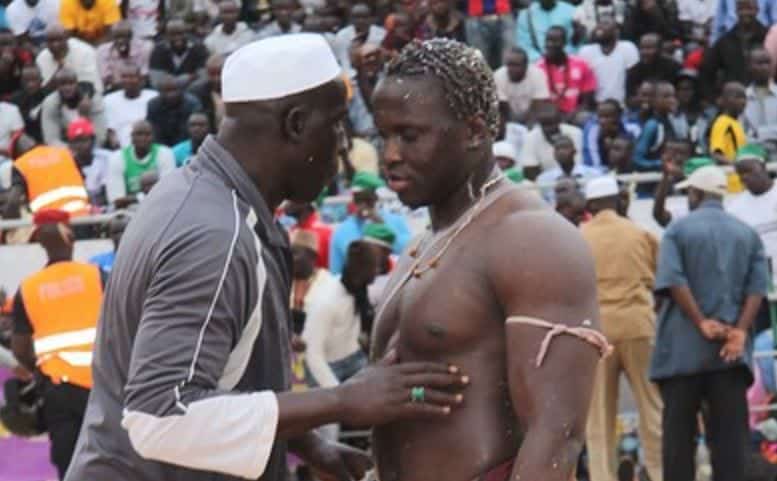 Diène Kairé : « Je suis prêt pour Pape Mbaye en attendant la guérison de Pokola (…) Il me doit une revanche » - wiwsport Diène Kairé : « Je suis prêt pour Pape Mbaye en attendant la guérison de Pokola (…) Il me doit une revanche » - wiwsport