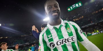 Mercato - « Je pars le cœur rempli de gratitude », le beau message d’adieu de Youssouf Sabaly au Real Betis - wiwsport