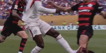 Coupe du Monde des Clubs : La terrible faute de Nicolas Jackson, expulsé contre Flamengo - wiwsport
