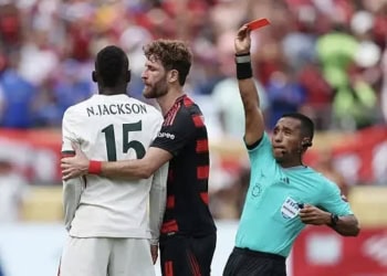 PHILADELPHIA, PENNSYLVANIA - JUNE 20: Nicolas Jackson #15 of Chelsea FC is shown a red card by referee Ivan Barton during the FIFA Club World Cup 2025 group D match between CR Flamengo and Chelsea FC at Lincoln Financial Field on June 20, 2025 in Philadelphia, Pennsylvania. (Photo by Carl Recine - FIFA/FIFA via Getty Images)