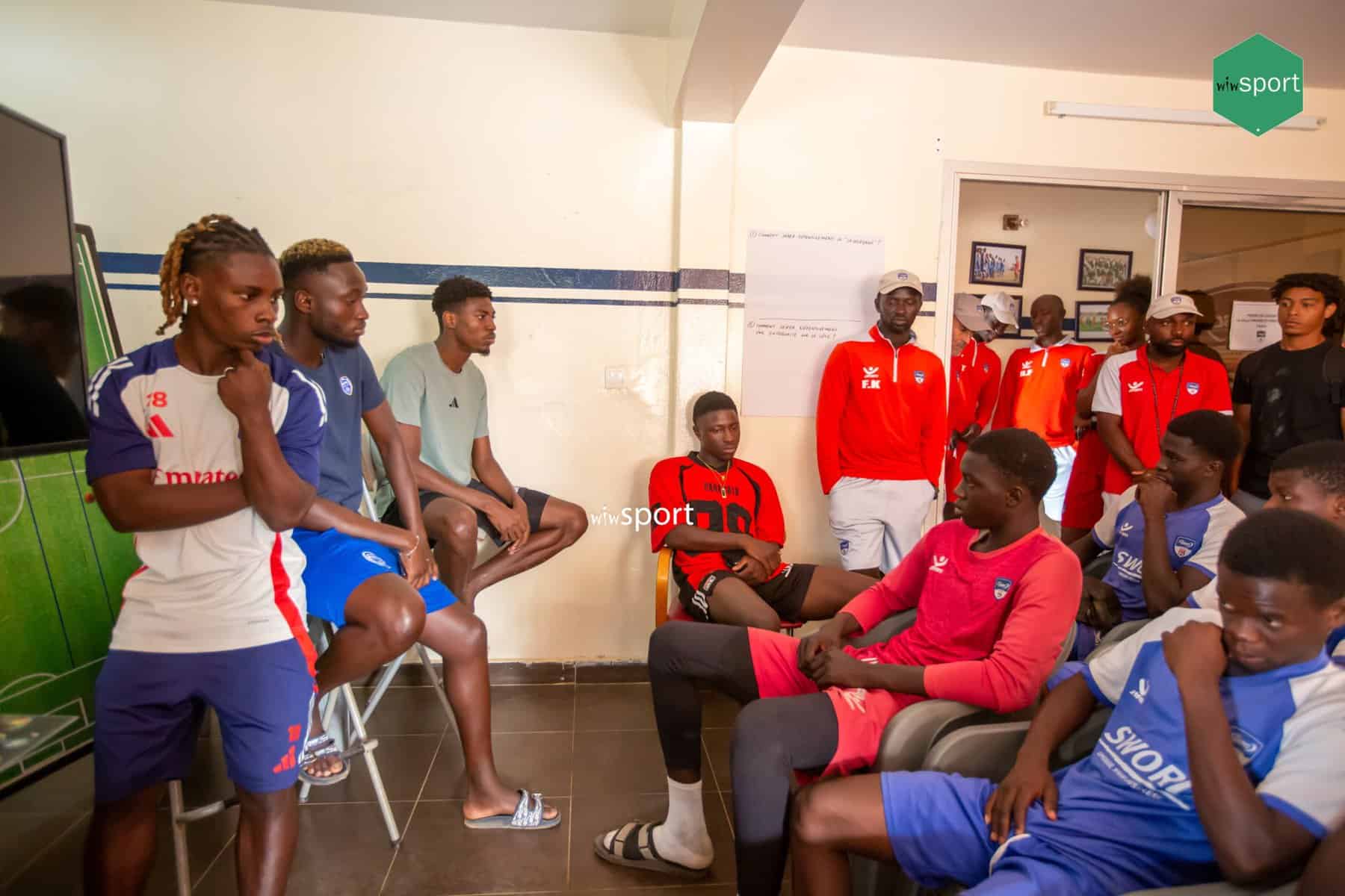 Match internationaux vs pros : les anciens de Dakar Sacré-Coeur (DSC) reviennent transmettre et jouer - wiwsport