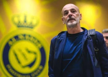 RIYADH, SAUDI ARABIA - JANUARY 26: Stefano Pioli of Al-Nassr arrives to the stadium on January 26, 2025 in Riyadh, Saudi Arabia. (Photo by Al Nassr FC/Al Nassr FC via Getty Images)