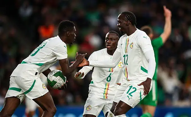 Amical : Grâce à Ismaïla Sarr, le Sénégal arrache un nul mérité contre l'Irlande (1-1) - wiwsport Amical : Grâce à Ismaïla Sarr, le Sénégal arrache un nul mérité contre l'Irlande (1-1) - wiwsport