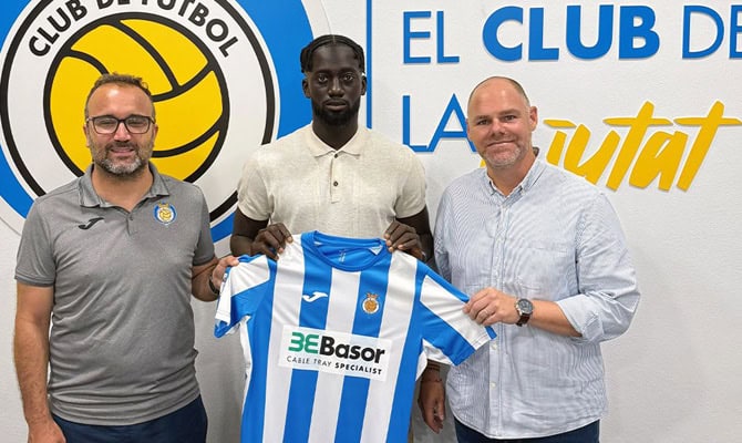 Mercato : Omar Thiam rejoint l’équipe première du CF Gandia - wiwsport Mercato : Omar Thiam rejoint l’équipe première du CF Gandia - wiwsport