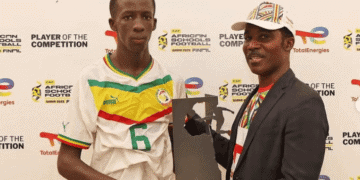 Souleymane Commissaire Faye invité par la CAF à porter le ballon lors de la finale de la CAN 2025 au Maroc - wiwsport