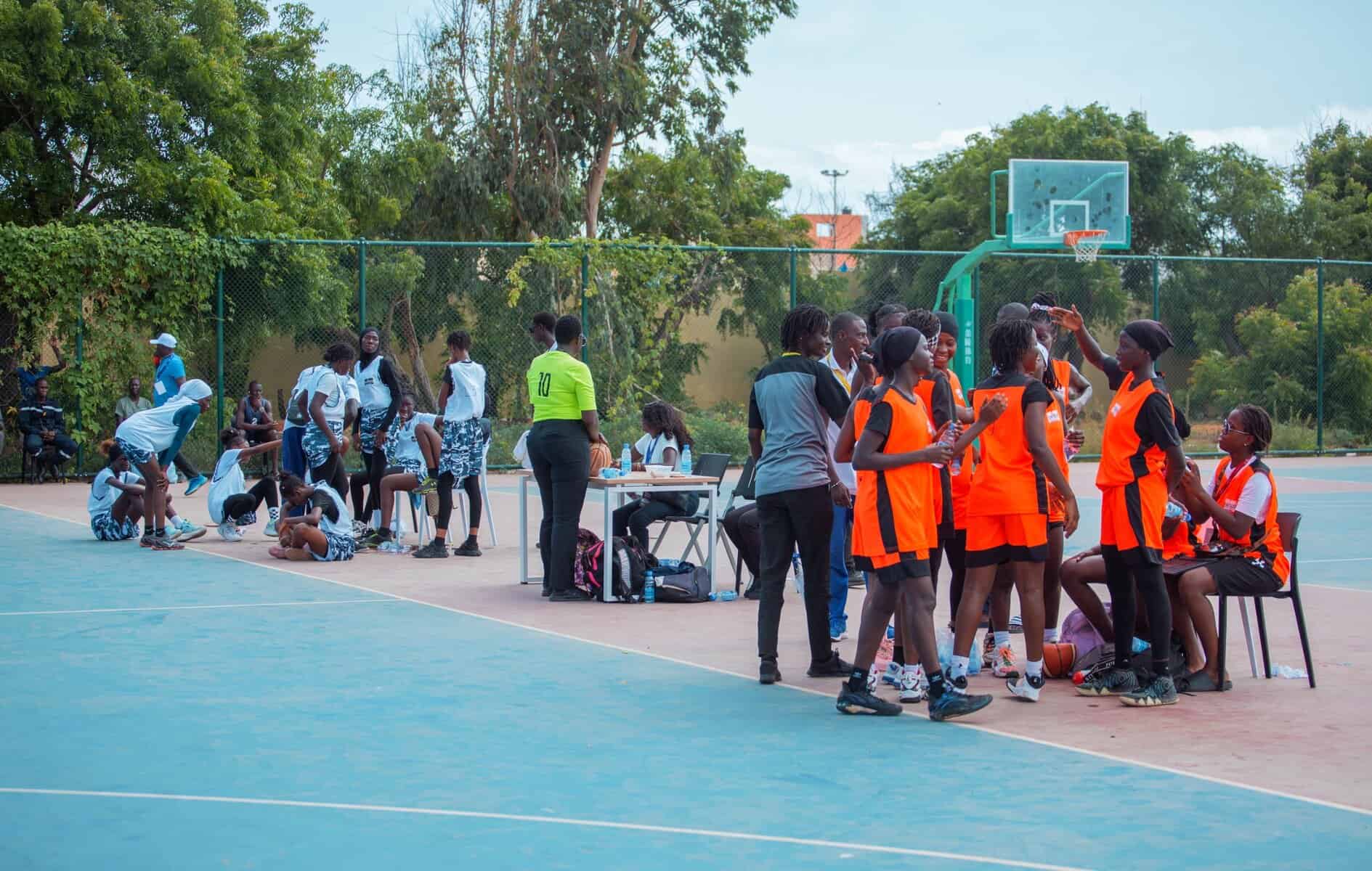FENSCO 2025 - Basketball cadette : Ziguinchor et Kolda aux portes des demi-finales, Kaffrine s’incline à nouveau - wiwsport FENSCO 2025 - Basketball cadette : Ziguinchor et Kolda aux portes des demi-finales, Kaffrine s’incline à nouveau - wiwsport