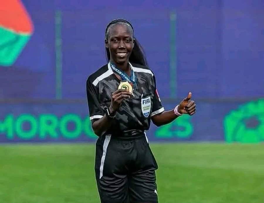 CAN Féminine 2024 : Tabara Mbodji, arbitre assistante de la finale Maroc - Nigeria - wiwsport