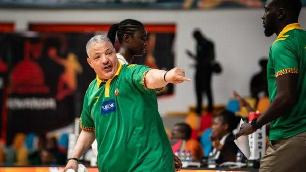 Otis Hughley (sélectionneur des Lionnes) : « L’Ouganda a su mieux gérer la rencontre que nous… » - wiwsport Otis Hughley (sélectionneur des Lionnes) : « L’Ouganda a su mieux gérer la rencontre que nous… » - wiwsport