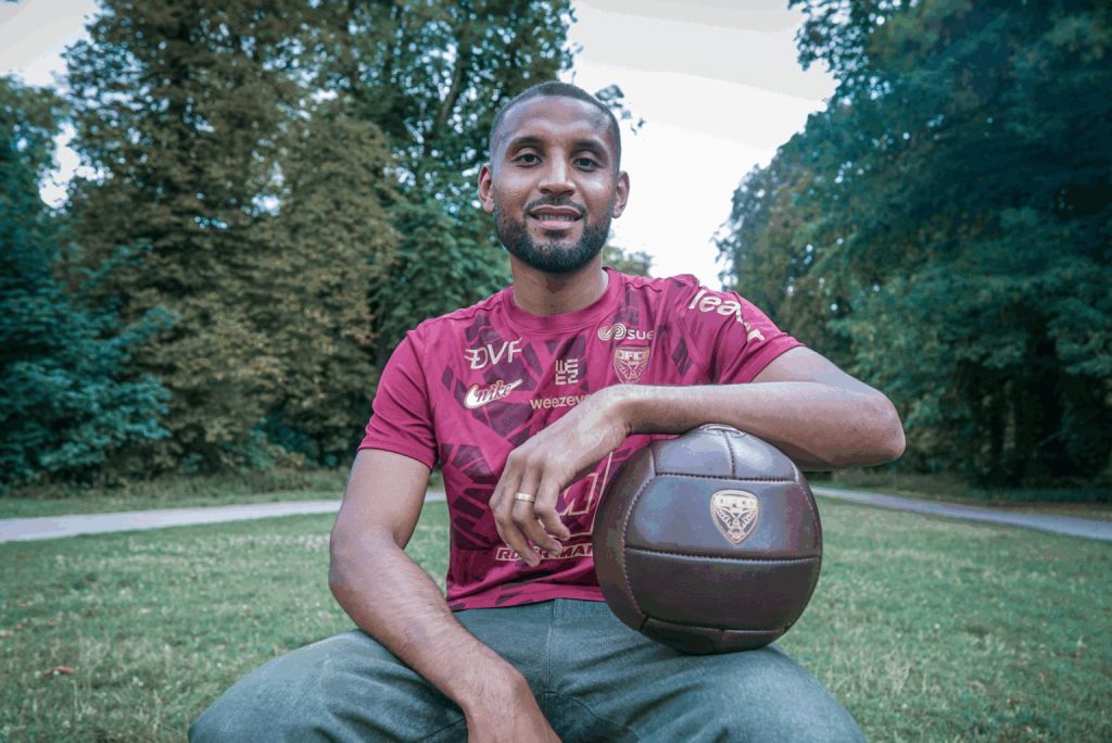 Mercato : Waly Diouf signe à Dijon - wiwsport Mercato : Waly Diouf signe à Dijon - wiwsport