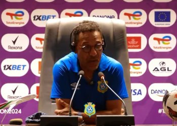 CAN Féminine 2024 : L'énorme gueulante du sélectionneur de la RD Congo, « On ne peut pas mettre des jeunes filles dans un hôtel où il y a des fumeurs » - wiwsport