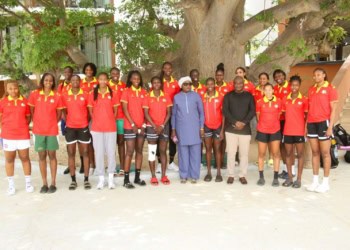 AfroBasket 2025 : la ministre Khady Diène Gaye rend visite aux Lionnes en regroupement à Saly ! - wiwsport