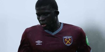 Mercato : El Hadji Malick Diouf réussit sa visite médicale et signe 5 ans avec Brentford - wiwsport Vidéo : El Hadji Malick Diouf fait ses débuts avec West Ham, revivez sa prestation