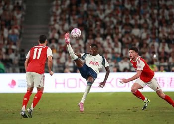 Tottenham : Thomas Frank « impressionné » par Pape Matar Sarr - wiwsport