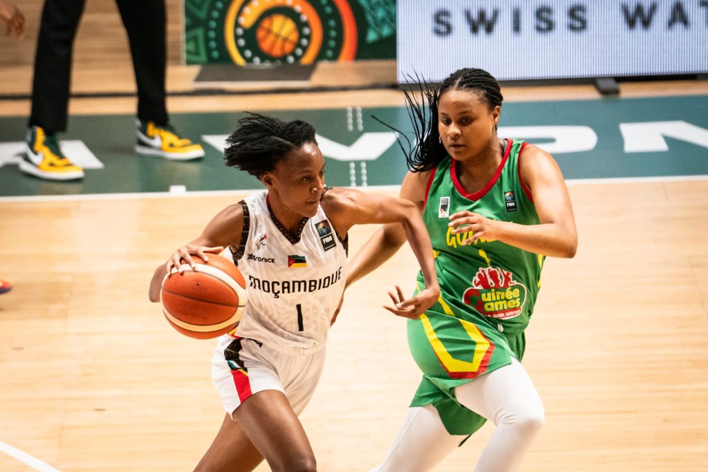 AfroBasket 2025 : Le Mozambique élimine la Guinée en barrage (91-38) et rejoint le Mali en quarts - wiwsport