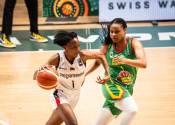 AfroBasket 2025 : Le Mozambique élimine la Guinée en barrage (91-38) et rejoint le Mali en quarts - wiwsport