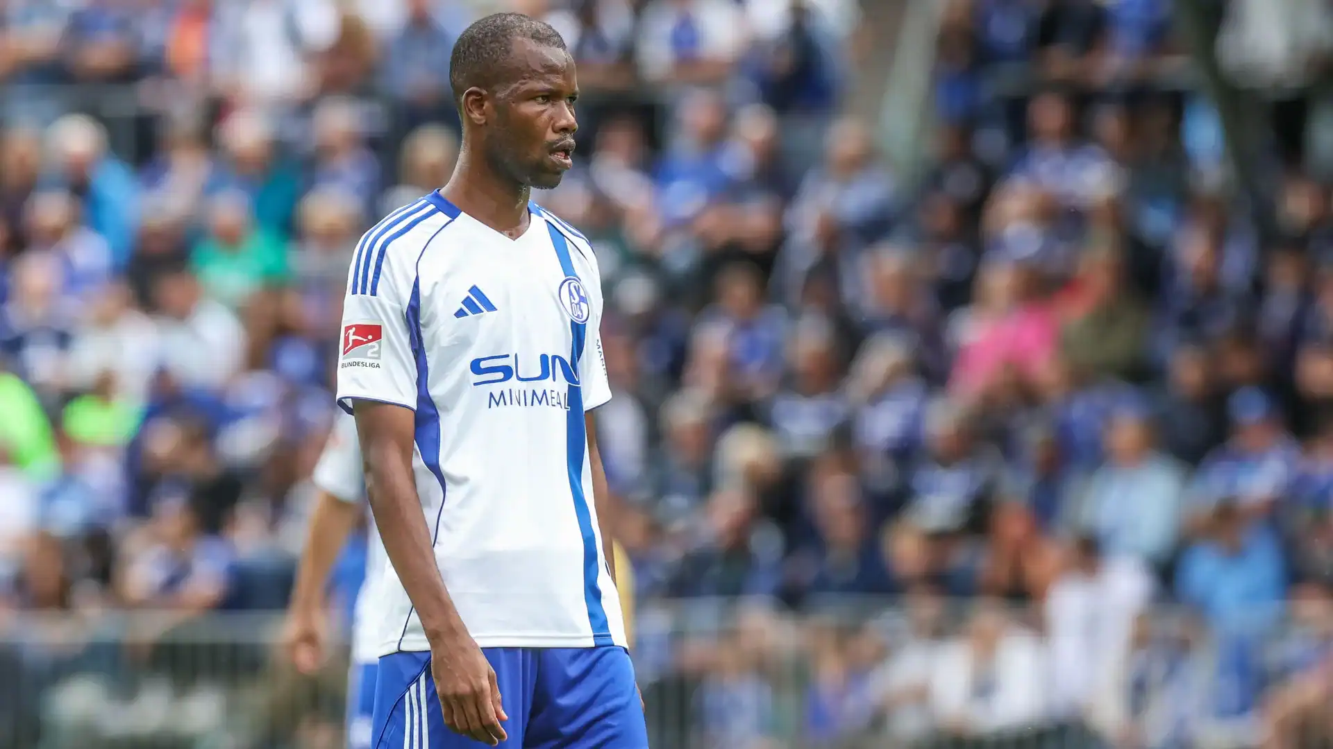 Transfert avorté : Schalke 04 furieux après le revirement des Queens Park Rangers sur Pape Meïssa Ba - wiwsport Transfert avorté : Schalke 04 furieux après le revirement des Queens Park Rangers sur Pape Meïssa Ba - wiwsport