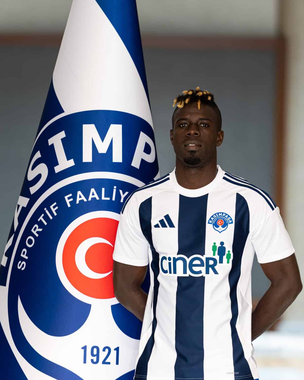 Mercato : Pape Habib Gueye quitte Aberdeen pour Kasımpaşa - wiwsport
