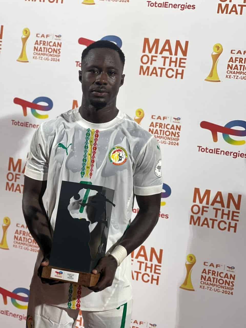CHAN 2025 : Libasse Gueye élu homme du match après le succès du Sénégal face au Nigeria (1-0) - wiwsport CHAN 2025 : Libasse Gueye élu homme du match après le succès du Sénégal face au Nigeria (1-0) - wiwsport