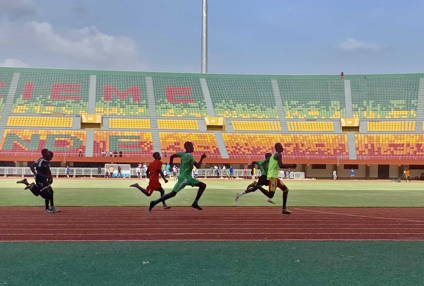 FENSCO - Athlétisme (minimes Garçons) : Demba Keïta (Diourbel) remporte la course du 80 m - wiwsport FENSCO - Athlétisme (minimes Garçons) : Demba Keïta (Diourbel) remporte la course du 80 m - wiwsport