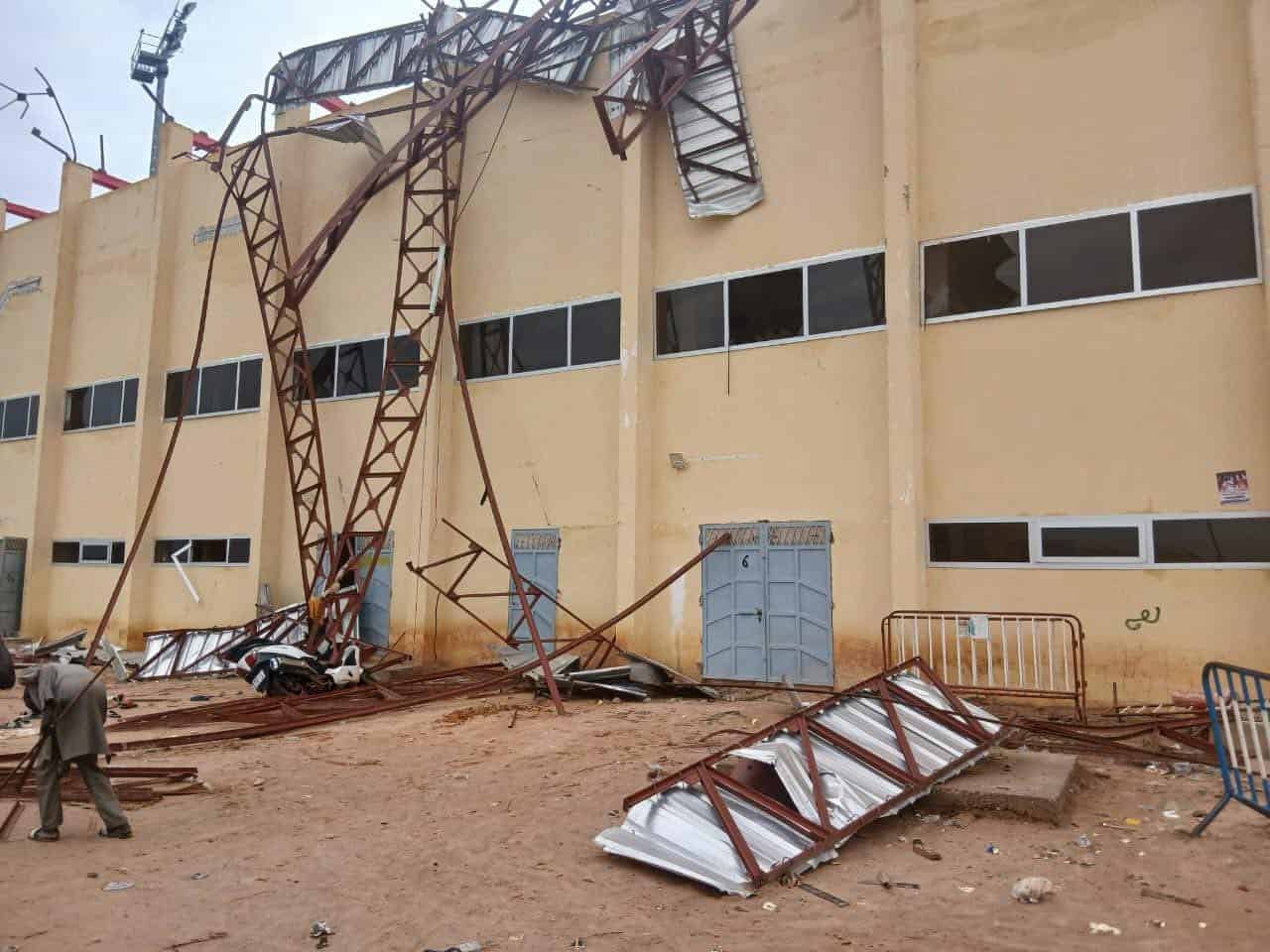 Incident au Stade Ibrahima Gueye de Mbacké : Le maire s’est rendu sur les lieux pour constater l’étendu des dégâts ! - wiwsport Incident au Stade Ibrahima Gueye de Mbacké : Le maire s’est rendu sur les lieux pour constater l’étendu des dégâts ! - wiwsport