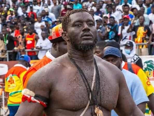 Coach Lamine (école de lutte Balla Gaye) : « Pour le moment Balla Gaye est plus préoccupé par sa santé que par autre chose mais il n’arrête pas sa carrière » - wiwsport Coach Lamine (école de lutte Balla Gaye) : « Pour le moment Balla Gaye est plus préoccupé par sa santé que par autre chose mais il n’arrête pas sa carrière » - wiwsport