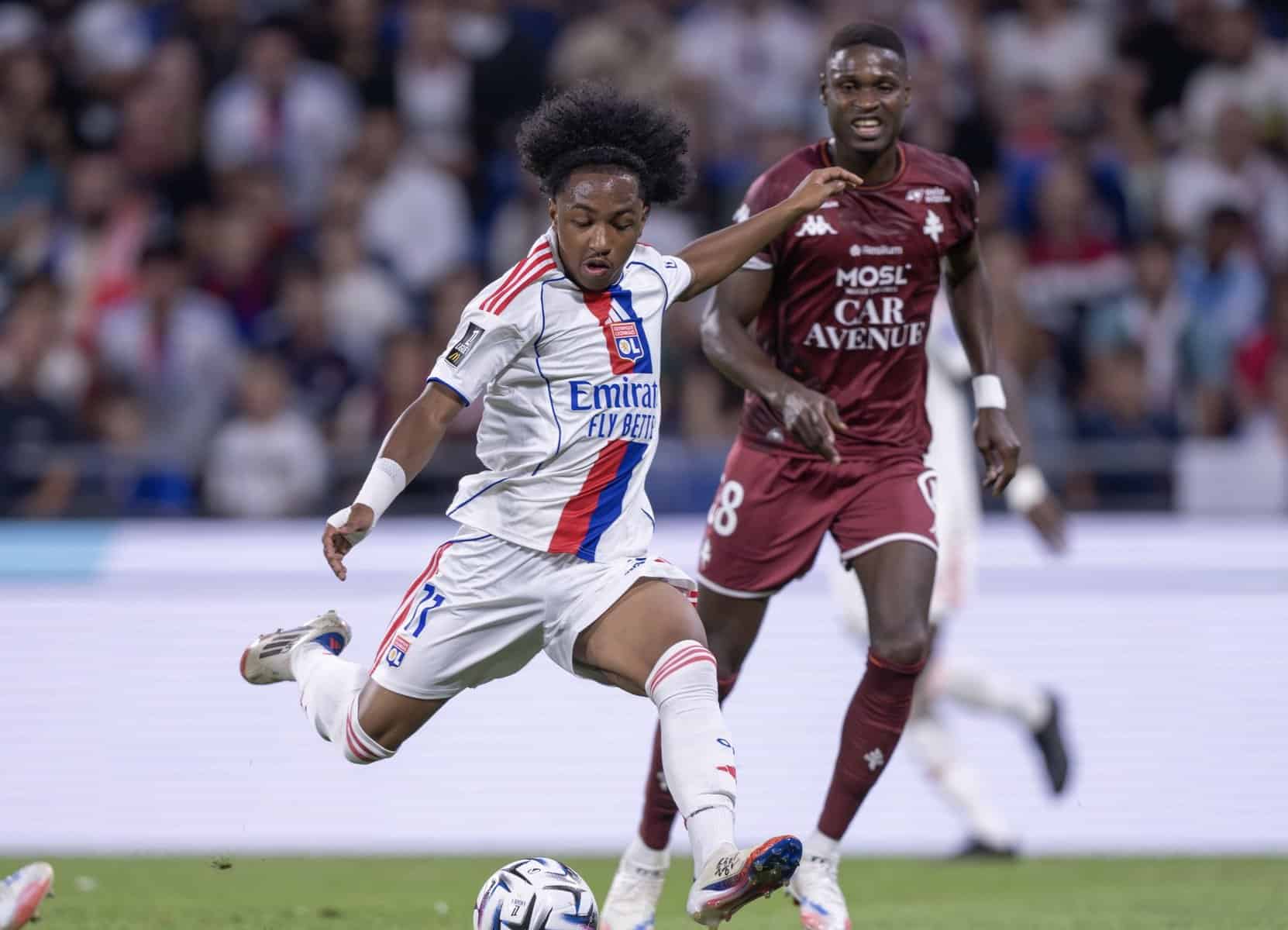 Ligue 1 : Battu par Lyon, Metz attendra avant de marquer ses premiers points en championnat ! - wiwsport Ligue 1 : Battu par Lyon, Metz attendra avant de marquer ses premiers points en championnat ! - wiwsport