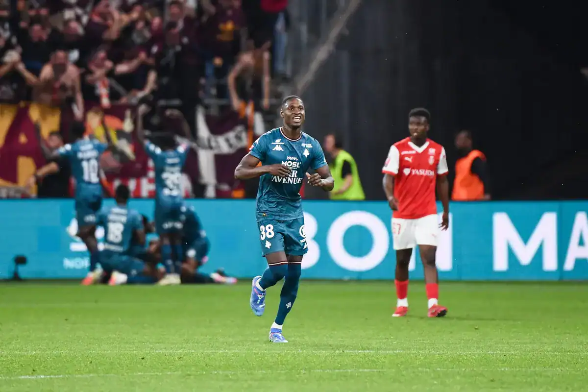 Mercato : Sadibou Sané intéresse Saint-Étienne et deux autres clubs de l’hexagone ! - wiwsport