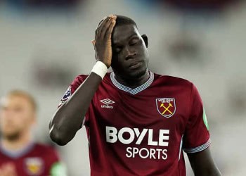 LONDON, ENGLAND - AUGUST 22: El Hadji Malick Diouf of West Ham United looks dejected after the team's defeat in the Premier League match between West Ham United and Chelsea at London Stadium on August 22, 2025 in London, England. (Photo by West Ham United FC/West Ham United FC via Getty Images)