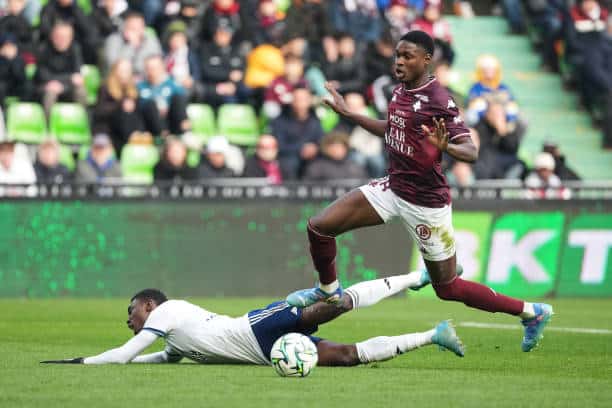 Alimami GORY of Paris and Sadibou SANÉ of Metz during the Ligue 2 BKT match between Metz and Paris at Stade Saint-Symphorien on January 18, 2025 in Metz, France. (Photo by Dave Winter FEP/Icon Sport via Getty Images)
