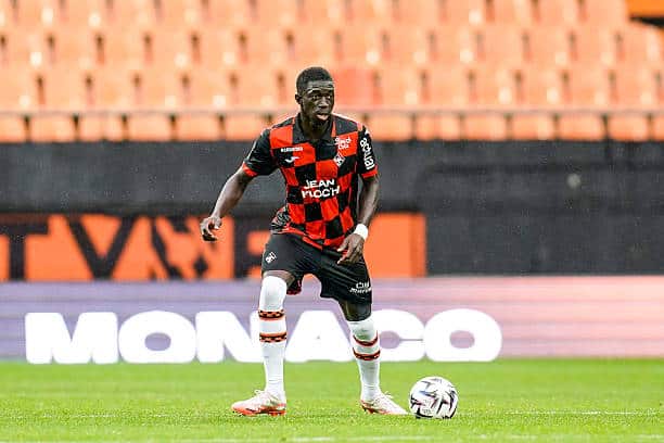 Mercato - Formose Mendy se dirige vers Watford qui a trouvé un accord avec Lorient - wiwsport Formose MENDY of Lorient during the friendly match between Lorient and Osasuna on July 19, 2025 at Stade du Moustoir in Lorient, France. (Photo by Daniel Derajinski/Icon Sport via Getty Images)