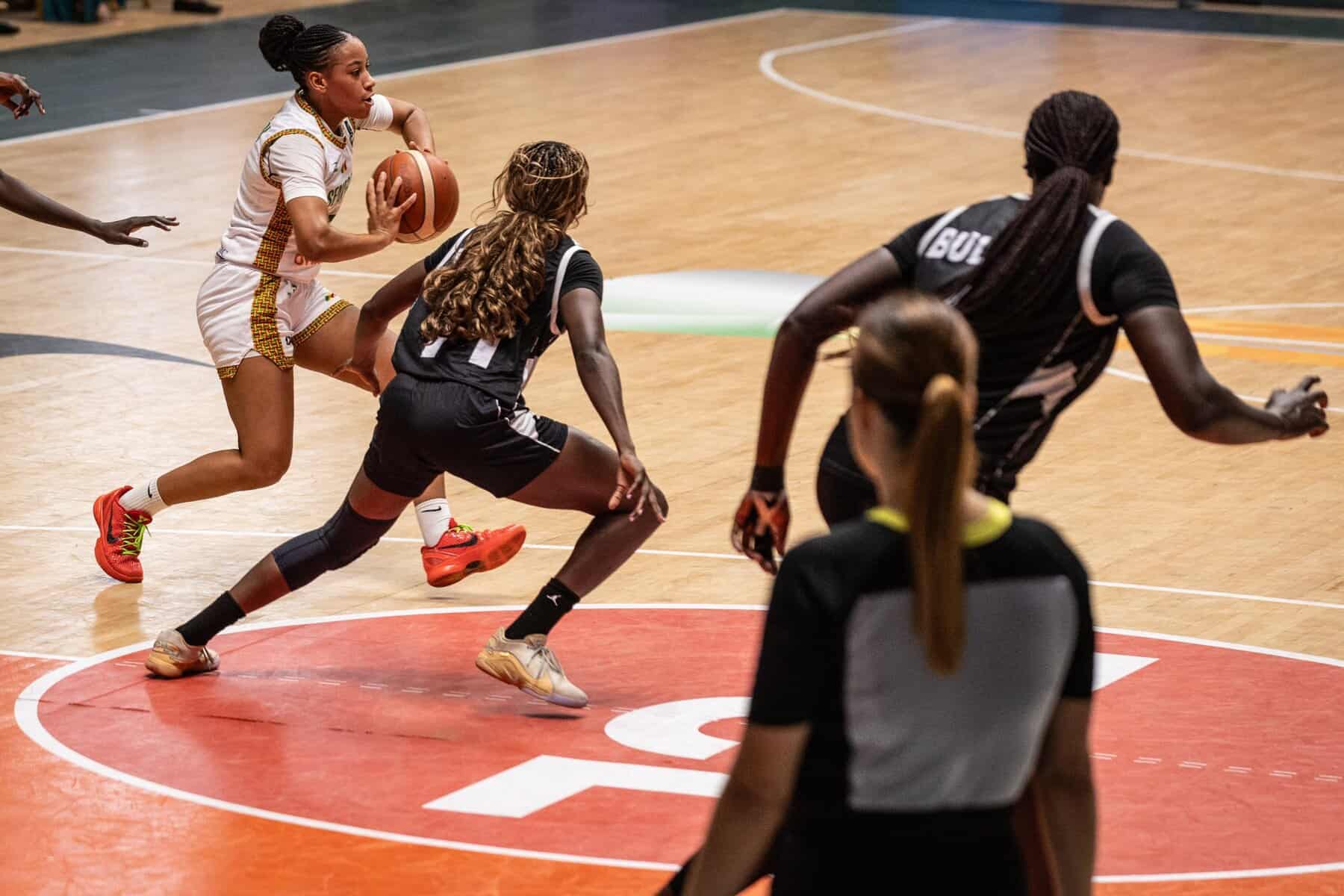 AfroBasket 2025 : Le Sénégal craque à la dernière seconde contre le Soudan du Sud (65-66) et rate le bronze - wiwsport AfroBasket 2025 : Le Sénégal craque à la dernière seconde contre le Soudan du Sud (65-66) et rate le bronze - wiwsport