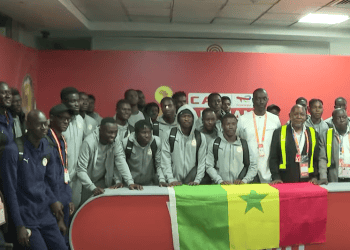 CHAN 2025 : Les Lions ont rejoint Kampala où ils affronteront l’Ouganda en quart de finale - wiwsport