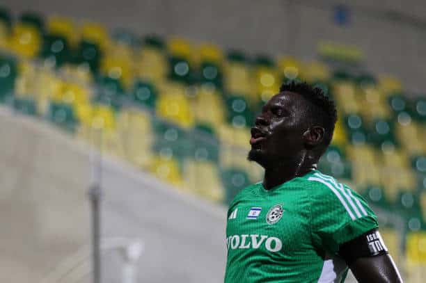 Israël - Abdoulaye Seck buteur lors du festival de Maccabi Haïfa contre Ashdod (5-1) - wiwsport Maccabi Haifa's Abdoulaye Seck celebrates after scoring against Villarreal during the Europa League group F soccer match between Maccabi Haifa and Villarreal, at AEK arena stadium in Larnaca. Cyprus, Thursday, November 9, 2023 (Photo by Danil Shamkin/NurPhoto via Getty Images)