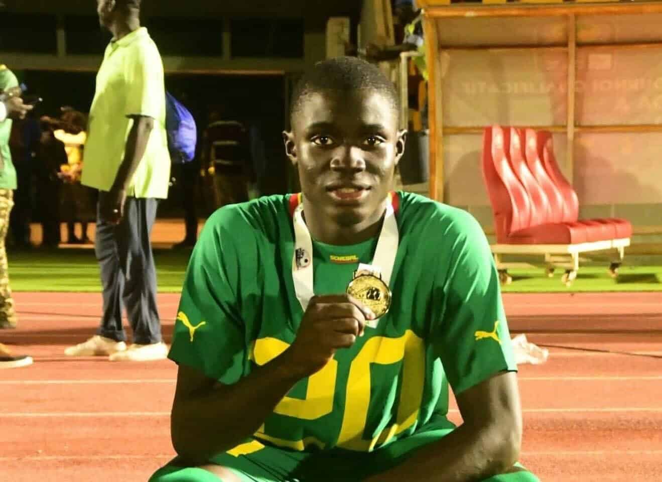 Mercato - Etienne Mendy (Diambars) à l'essai à Manchester United ! - wiwsport Mercato - Etienne Mendy (Diambars) à l'essai à Manchester United ! - wiwsport