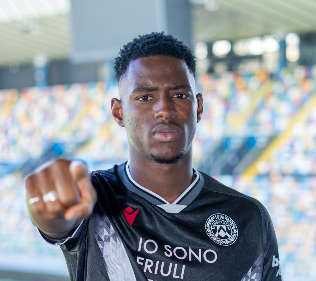Serie A : Première apparition dans le groupe d'Udinese pour Idrissa Gueye, remplaçant contre l'AC Milan - wiwsport Serie A : Première apparition dans le groupe d'Udinese pour Idrissa Gueye, remplaçant contre l'AC Milan - wiwsport