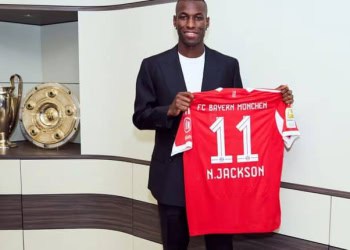 Bayern Munich : La polyvalence de Nicolas Jackson, une aubaine pour Vincent Kompany ! - wiwsport