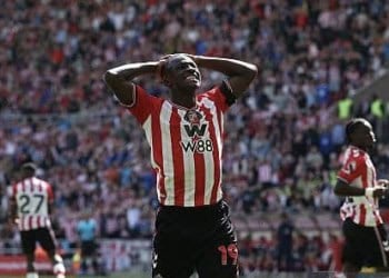 SUNDERLAND, ENGLAND - AUGUST 16: Habib Diarra of Sunderland reacts during the Premier League match between Sunderland and West Ham United at Stadium of Light on August 16, 2025 in Sunderland, England. (Photo by Ian MacNicol/Getty Images)