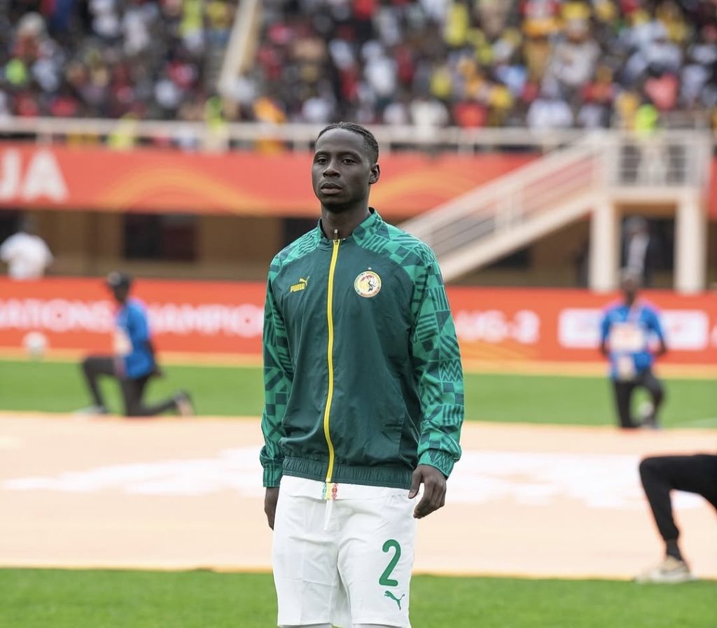 Equipe Nationale : Les Lions décimés en défense, Seyni Mbaye Ndiaye appelé en renfort par Pape Thiaw - wiwsport Equipe Nationale : Les Lions décimés en défense, Seyni Mbaye Ndiaye appelé en renfort par Pape Thiaw - wiwsport