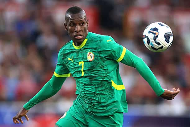 RD Congo - Sénégal : Les Lions dominent mais sont menés à la pause - wiwsport NOTTINGHAM, ENGLAND - JUNE 10: Nicolas Jackson of Senegal controls the ball during the international friendly match between England and Senegal at City Ground on June 10, 2025 in Nottingham, England. (Photo by Nigel French/Sportsphoto/Allstar via Getty Images)