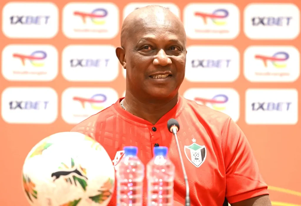 Kwesi Appiah avant Sénégal/Soudan : "Le Sénégal est une grande équipe, mais nous jouerons avec nos arguments" - wiwsport Kwesi Appiah avant Sénégal/Soudan : "Le Sénégal est une grande équipe, mais nous jouerons avec nos arguments" - wiwsport