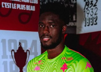 Mercato - Le gardien de but Ousmane Ba prolonge au FC Metz jusqu'en 2027 - wiwsport
