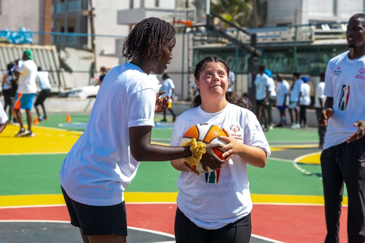 Sport et santé : la BAL et Special Olympics réunissent et sensibilisent 90 athlètes sur l’hygiène bucco-dentaire ! - wiwsport