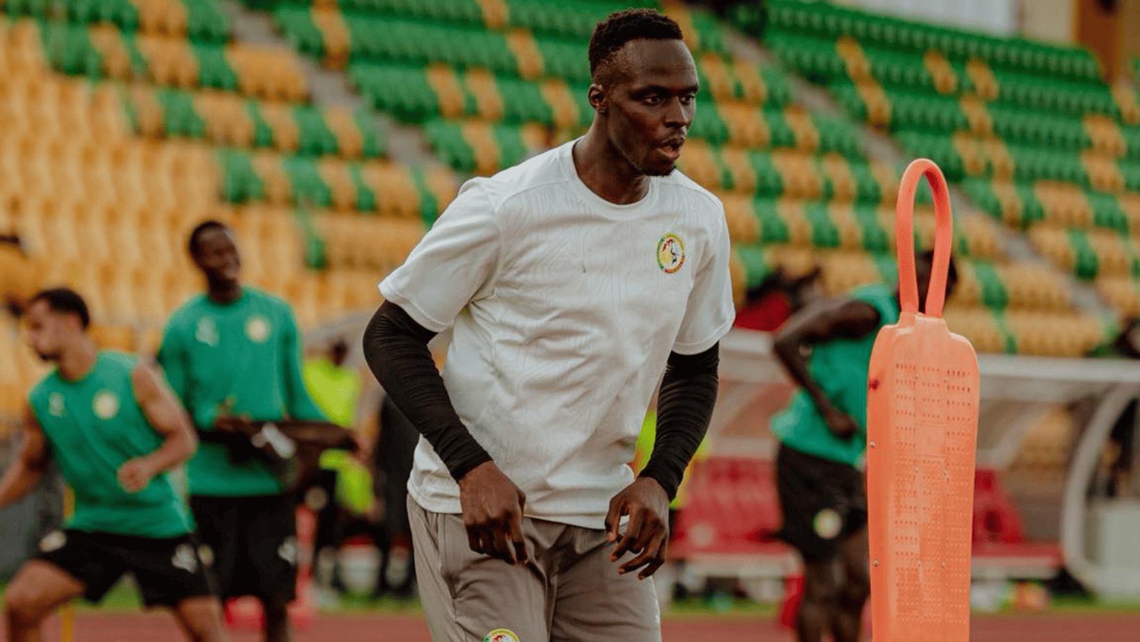 Équipe nationale - Absent de la séance ce lundi, Édouard Mendy devrait être forfait face à la Mauritanie - wiwsport