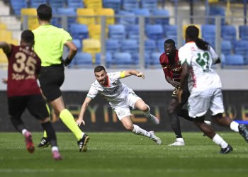 Süper Lig : Mbaye Niang passeur et buteur avec Gençlerbirliği - wiwsport