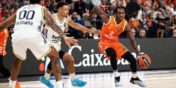 VALENCIA, SPAIN - OCTOBER 28: Brancou Badio, #0 of Valencia Basket in action during the EuroLeague Regular Season Round 7 match between Valencia Basket and Fenerbahce Beko Istanbul at Roig Arena on October 28, 2025 in Valencia, Spain. (Photo by JM Casares/Euroleague Basketball via Getty Images)