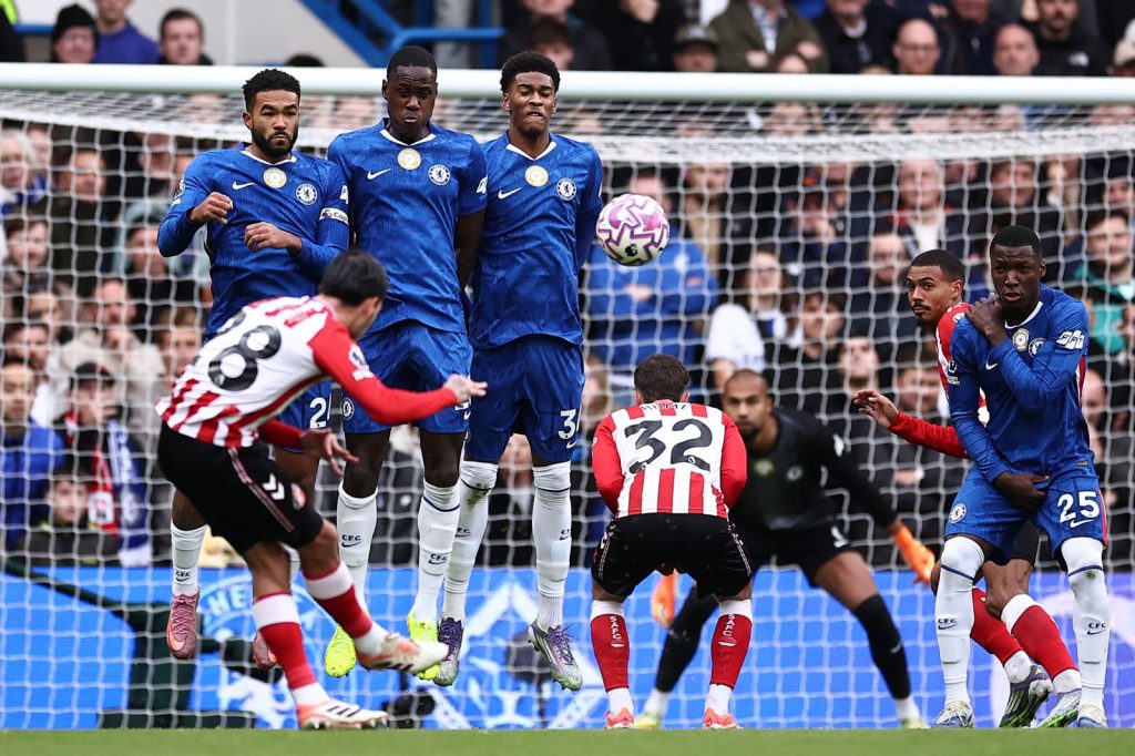 Premier League : Sunderland d'Habib Diarra fait tomber Chelsea à Stamford Bridge - wiwsport Premier League : Sunderland d'Habib Diarra fait tomber Chelsea à Stamford Bridge - wiwsport