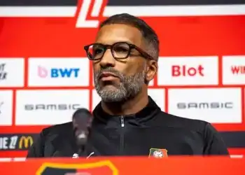 Stade Rennais - Habib Beye revient sur les rumeurs de licenciement : « Ça devait s’arrêter. Ça continue pour une raison très précise » - wiwsport