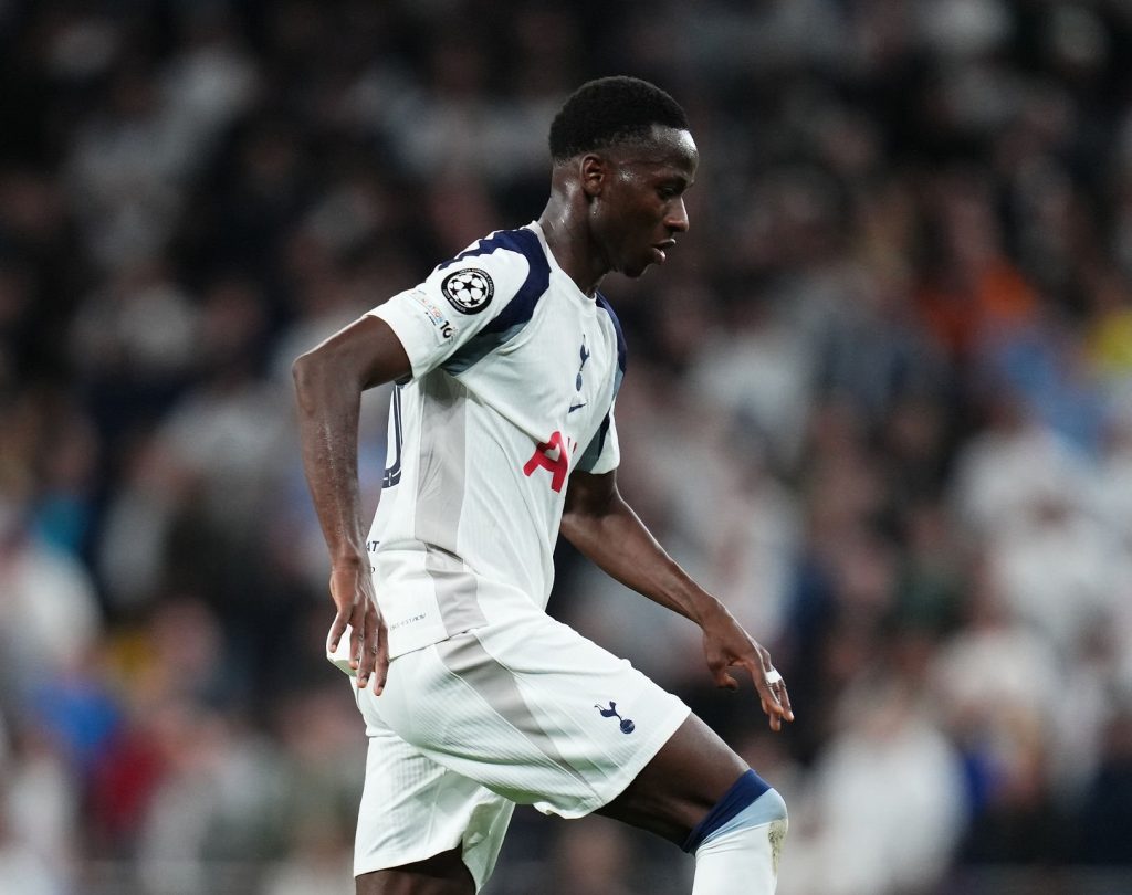 Tottenham : Pape Matar Sarr, victime de la concurrence et de l’arrivée de Thomas Frank ? - wiwsport