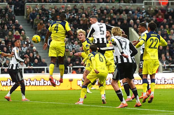 League Cup : Pape Matar Sarr et Tottenham éliminés par Newcastle - wiwsport
